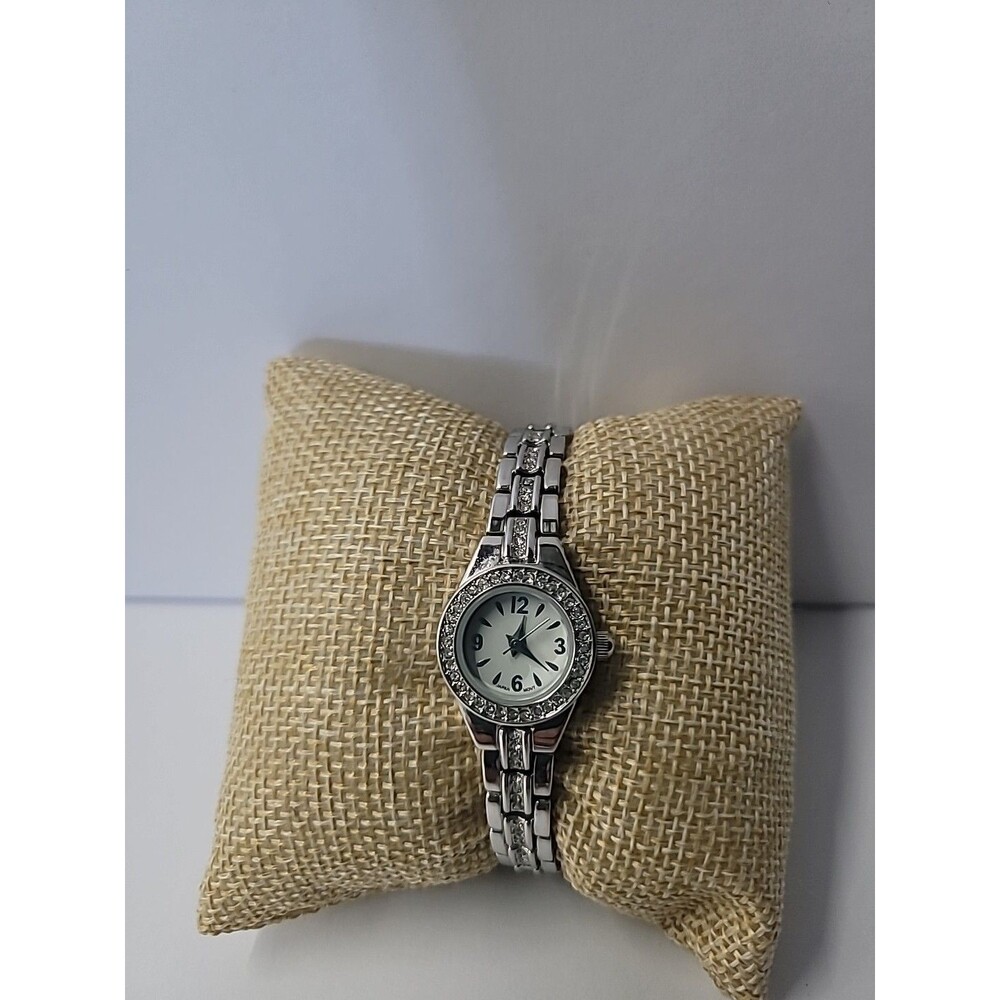 Women’s Rhinestone Bracelet Watch Silver Tone Quartz Dress Watch Crystal Accent